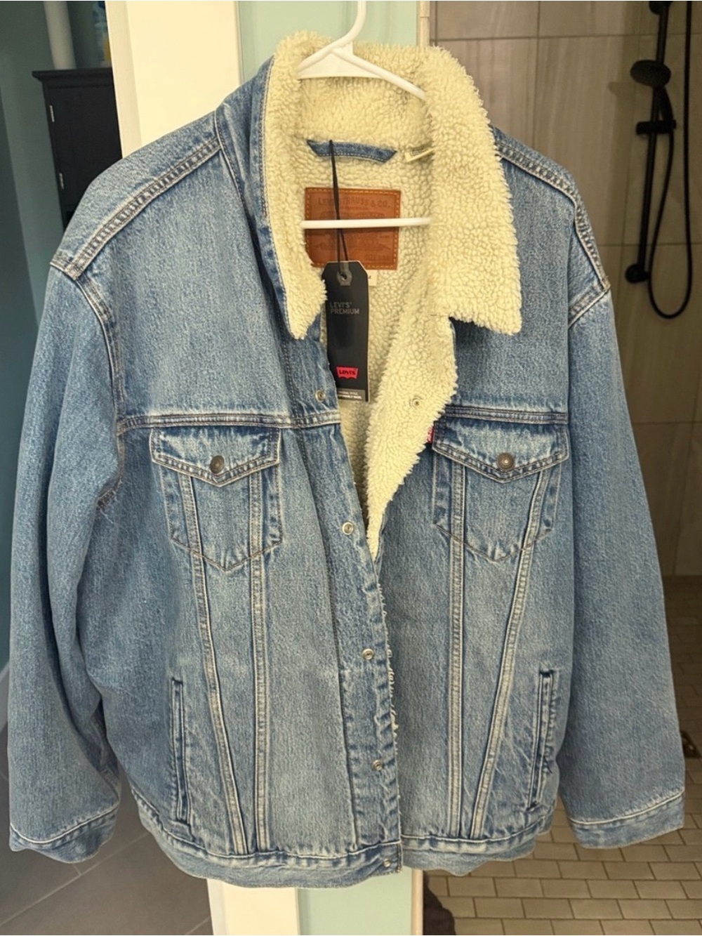 Levi's Light Blue Denim Trucker Jacket with Cream Sherpa Collar